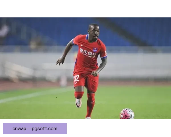 费南多加盟上海申花开启新征程 中国男足归化前锋助力球队进攻