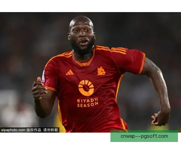 卢卡库以三千万欧元加盟那不勒斯开启新征程